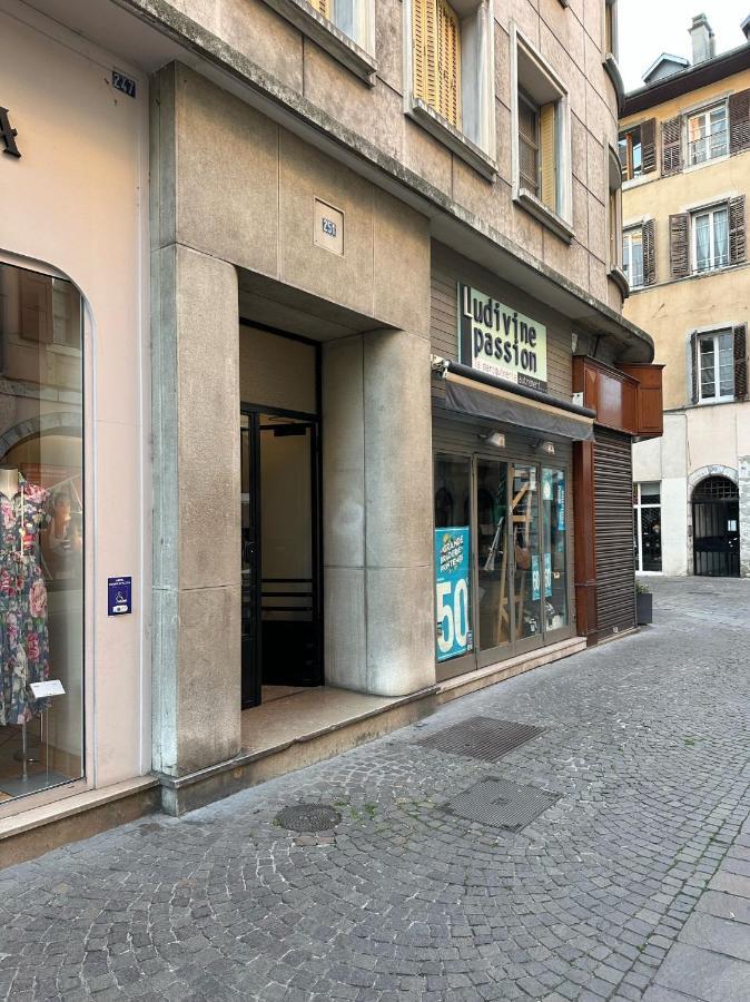 Ecrin De Calme Avec Terrasse Apartman Chambéry Kültér fotó